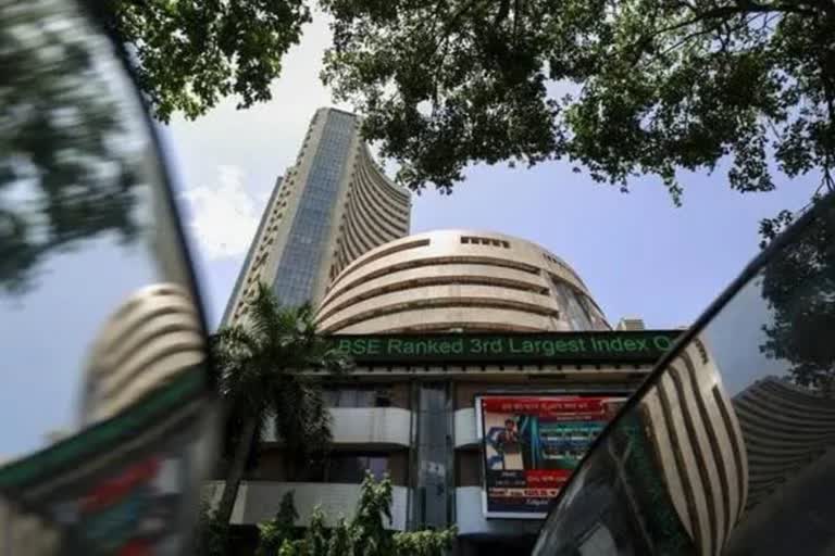 Indian stock market gains  bse sensex  nse nifty  us fed reserve interest rate impact on stock exchanges world wide  ഇന്ത്യന്‍ ഓഹരി വിപണി  നിഫ്‌റ്റി  സെന്‍സെക്‌സ്  യുഎസ് ഫെഡറല്‍ റിസര്‍വ് പലിശ വര്‍ധിപ്പിച്ചത് ഓഹരി വിപണിയില്‍ ഉണ്ടാക്കിയ ചലനം