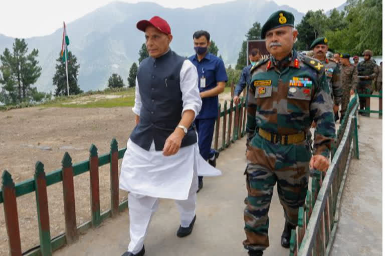 Rajnath Singh reviews security situation in J&K border