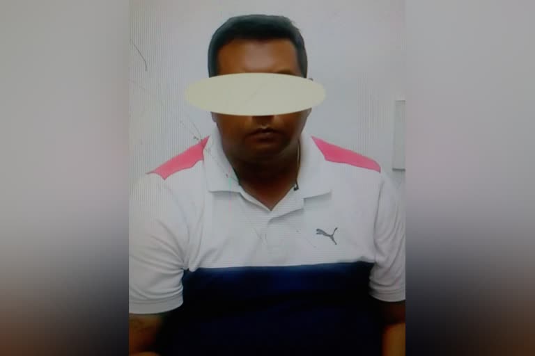 Arrested Fake CBI Officer news