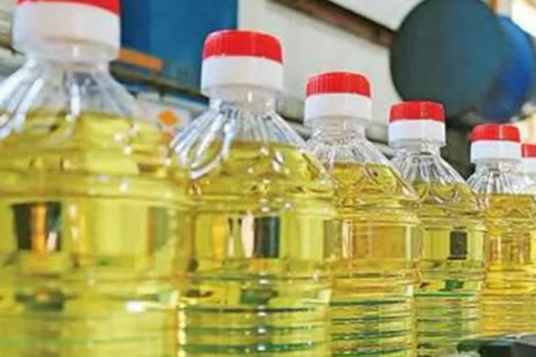 mother dairy and other edible oil company slash price up to rs 15