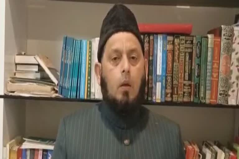 احتجاجی مظاہرہ سے پرہیز کریں، مولانا خالد رشید فرنگی کی مسلمانوں سے اپیل