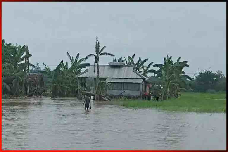 ২৫ খন জিলাৰ ১৭০২ খন  গাঁও বিধ্বস্ত