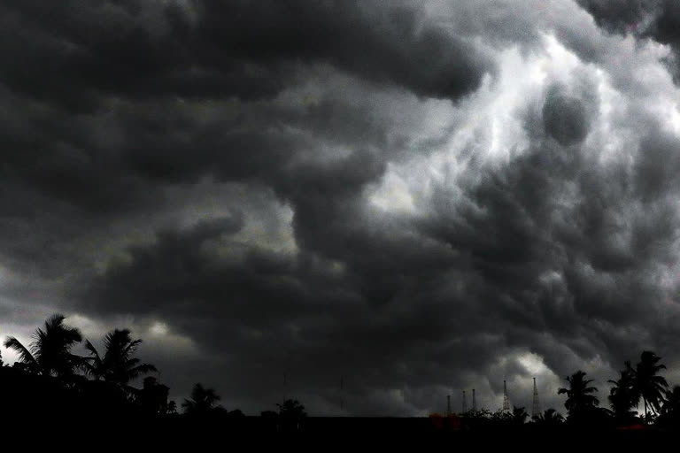 Monsoon Wind enters to south bengal