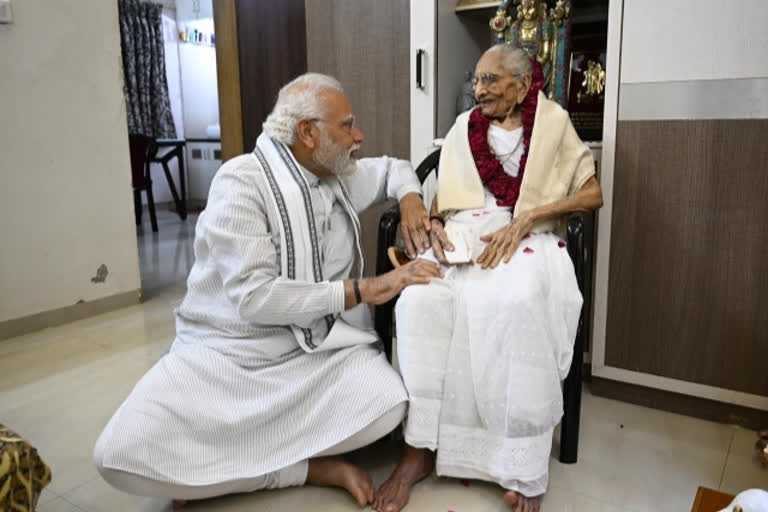 Gujarat: Mother Hiraben's 100th birthday today, PM Modi arrives to seek blessings