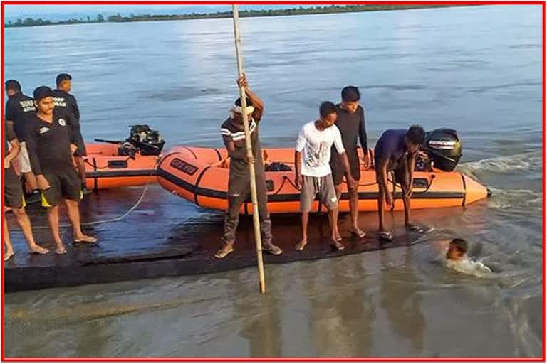 boat-accident-in-hojai-12-missing