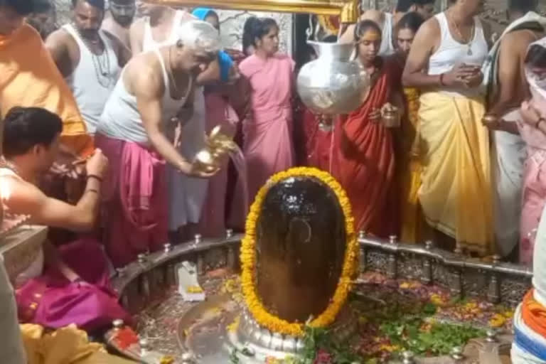 mahakal mandir pooja for modi mother 100th birthday