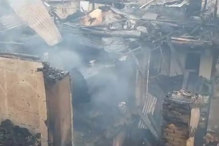 5 Residential Houses 3 Shops Gutted