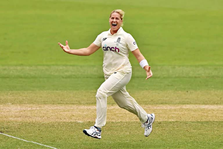 cricket  England Womens Cricket  ECB  England pacer  Katherine Brunt  retires from Test cricket  Brunt retires from Test cricket  to continue playing ODIs  इंग्लैंड की अनुभवी तेज गेंदबाज  कैथरीन ब्रंट ने टेस्ट क्रिकेट से संन्यास की घोषणा की  कैथरीन ब्रंट