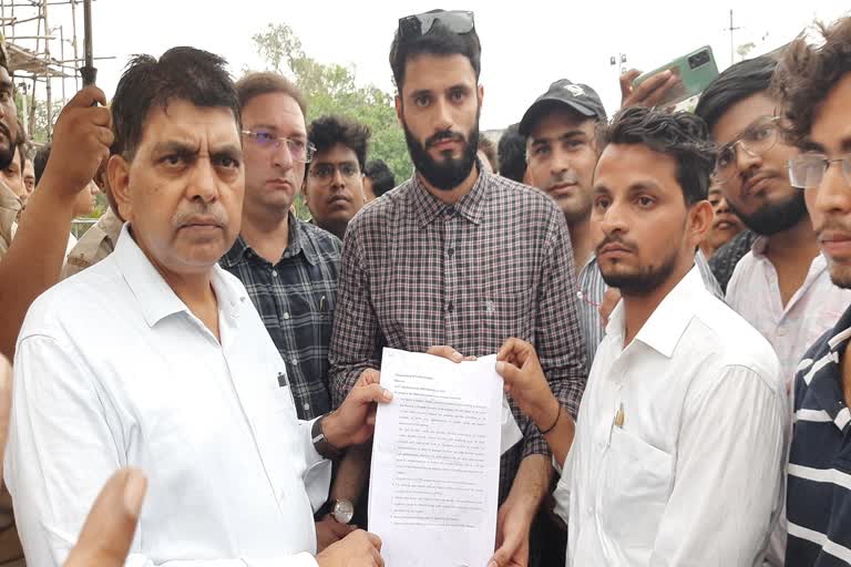 AMU Students Protest for Campus Security and Safety