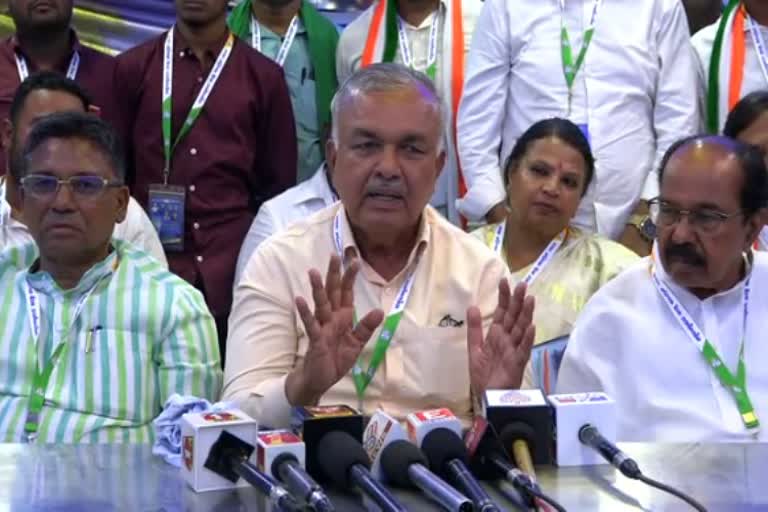 Ramalinga Reddy, V.S Ugrappa and Veerappa Moili talked to Press