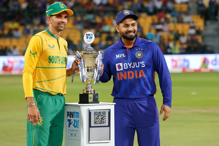 ind vs sa  ഇന്ത്യ ദക്ഷിണാഫ്രിക്ക  ബംഗളൂരുവിൽ മഴയൊഴിഞ്ഞു  ind vs sa 5th t20 match started after rain in Bengalur  India vs south Africa 5th t20 match started after rain in Bengaluru  India vs south Africa  മത്സരം പുനരാരംഭിച്ചു  match started after rain in Bengaluru