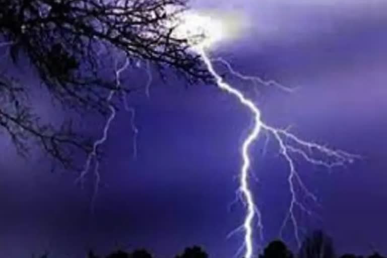 several dead in lighting strikes in bihar