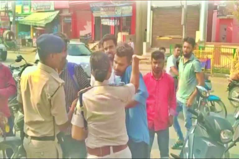 DSP Headquarters Jyoti Kumari slapped youths