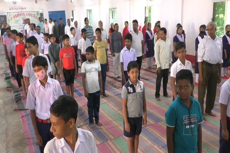 international yoga day celebrate in phulbani