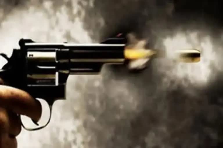 army jawan died in harsh firing in sonbhadra pistol missing