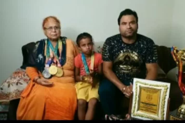 700-swimming-medals-won-by-a-single-family-of-jalandhar