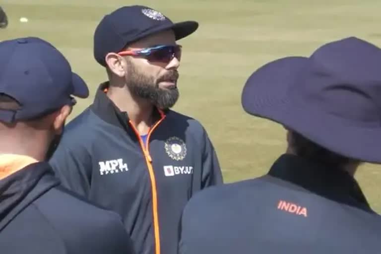 India vs England Test : પ્રેક્ટિસ મેચ પહેલા સાથી ખેલાડીઓને કોહલીનું 'ટીમ ટોક'
