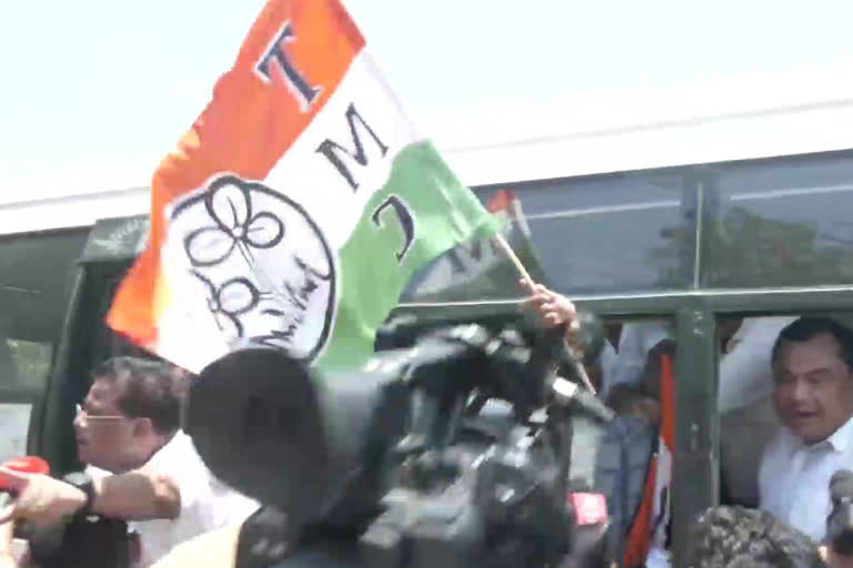 TMC stages protests in Guwahati hotel housing Shiv Sena leaders