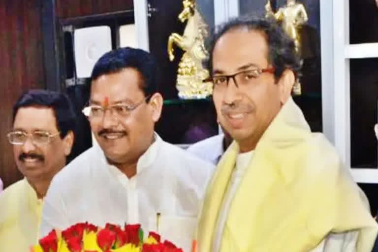 Shiv Sena ready to walk out of MVA govt rebel MLA to return to Mumbai