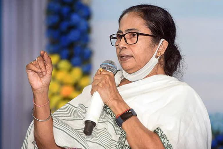 Mamata Banerjee announces new facilities for WBPS officers