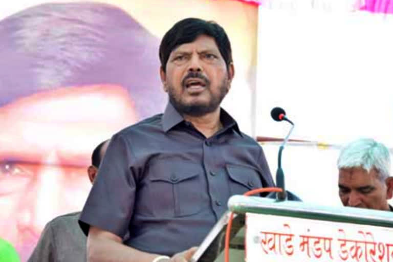 New BJP govt can be formed in Maharashtra under Devendra Fadnavis: Ramdas Athawale