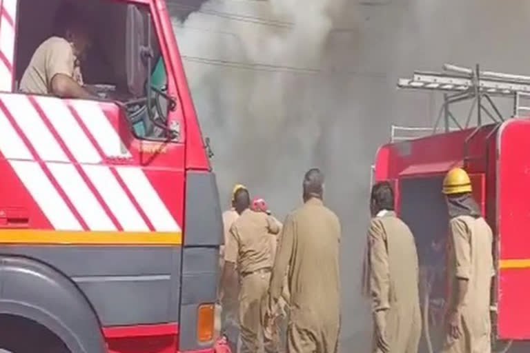 Delhi fire