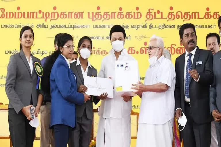 கல்வி வளர்ச்சியில் 15 ஆண்டு முன்னோக்கி பயணிக்கும் தமிழ்நாடு.. அதற்குத் தடையான தேசியக் கொள்கை வேண்டாம் OR தமிழகத்தில் தேசிய கல்விக் கொள்கையை அமல்படுத்துவது தமிழக மக்களுக்கு இழைக்கும் தவறு - முரசொலி தலையங்கம்