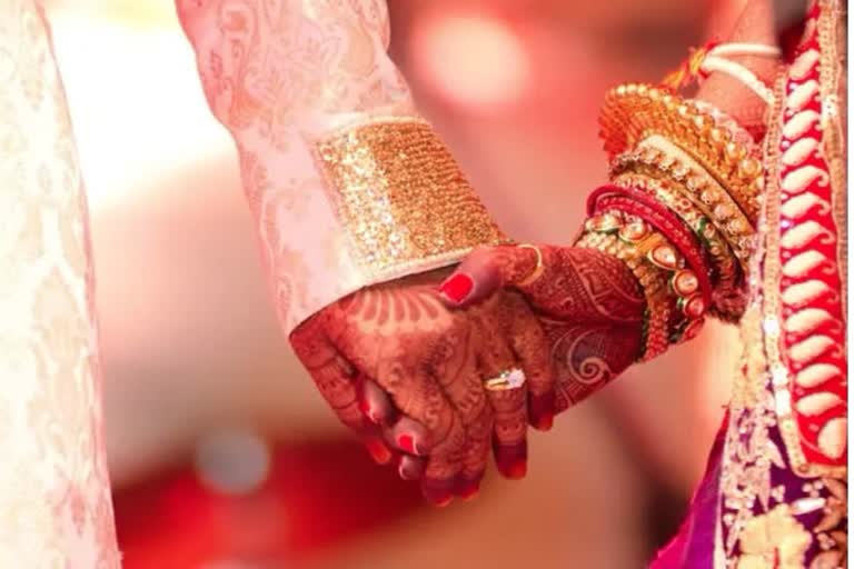 MAN FILES 50 LAKH DEFAMATION ON FRIEND FOR NOT TAKING HIM TO THE MARRIAGE PROCESSION IN HARIDWAR