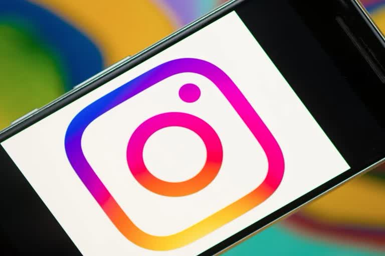 Instagram tests new feature for disappearing content