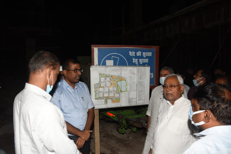 मुख्यमंत्री नीतीश कुमार ने गंगापथ का निरीक्षण किया