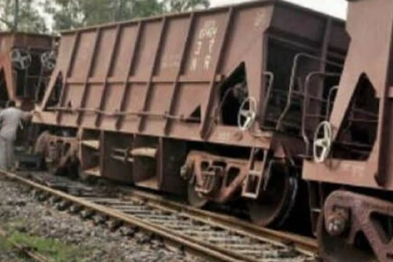 Goods train Derailed at Muddanur