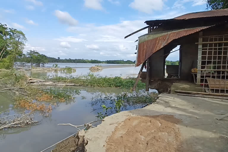 Rangia people terrified after loosing everything in flood