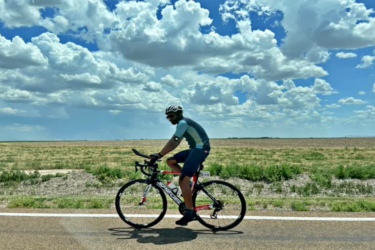 cycle race  Race Across America  RAAM  Kabir the first Indian  कबीर राचूर  रेस एक्रॉस अमेरिका  रैम  पोडियम