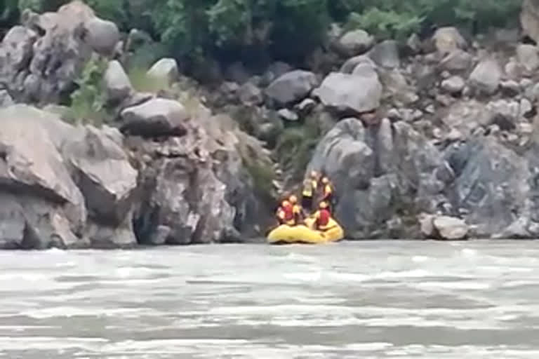 Delhi youth drowned in Rishikesh Ganga river