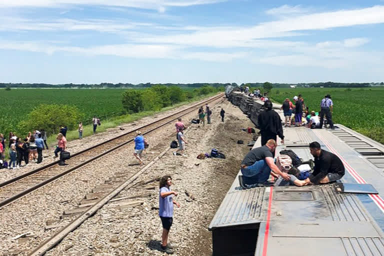 Amtrak train crash in Missouri