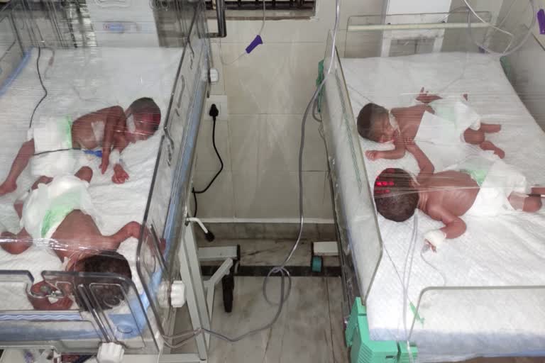 UP_AGR_Woman gave birth to 4 children in Agra, doctors showed charisma after several hours of operation