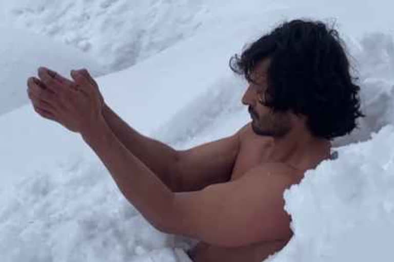 Vidyut Jammwal practices Kalaripayattu in the Himalayas