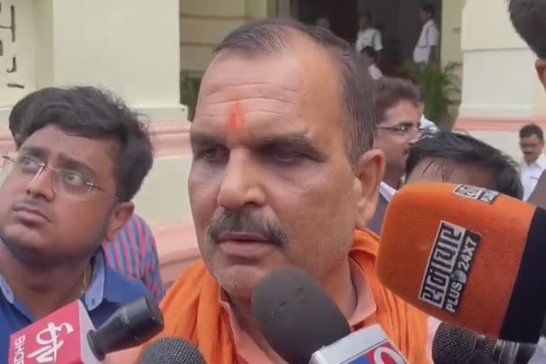 BJP MLA Hari Bhushan Thakur Bachol