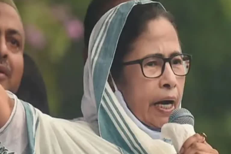 Mamata Banerjee attacks Centre over arrests of Mohammed Zubair, Teesta Setalvad