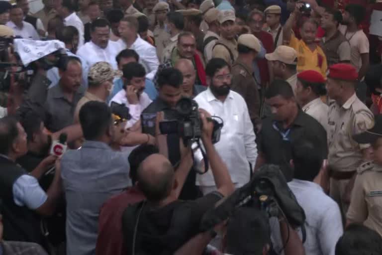 Four rebel MLAs, including Eknath Shinde visits Kamakhya