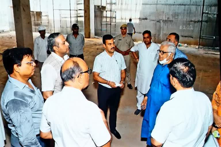 Advisory Committee visited structure site