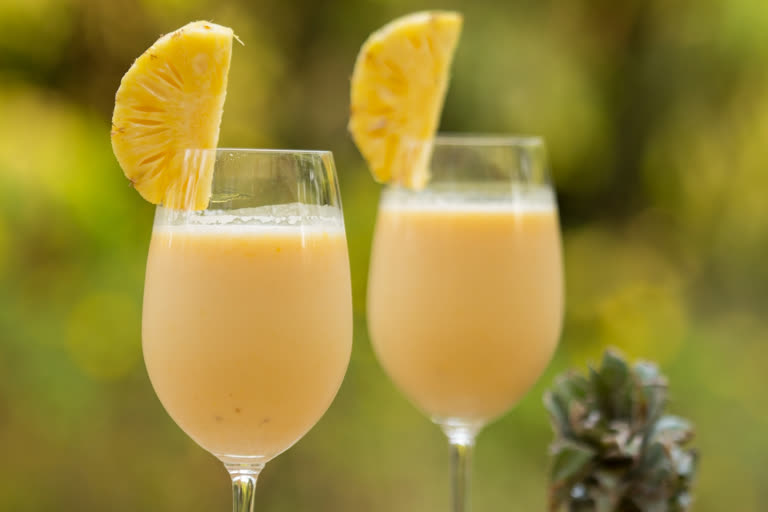 Pineapple and orange smoothie, healthy recipes, pineapple