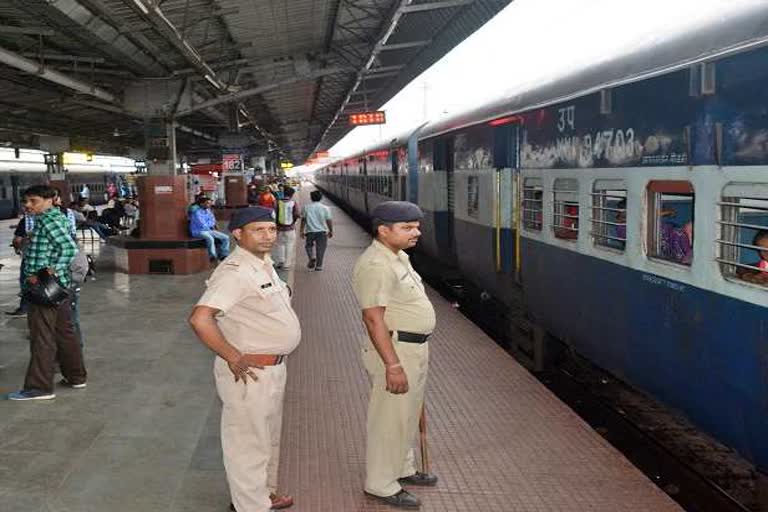दानापुर और तिलैया के बीच पैसेंजर ट्रेन