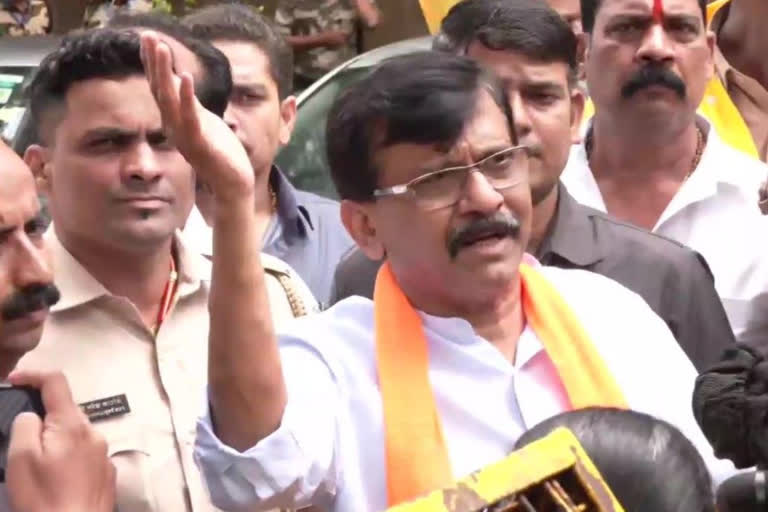 Sanjay Raut reaches ED office for hearing on land scam case