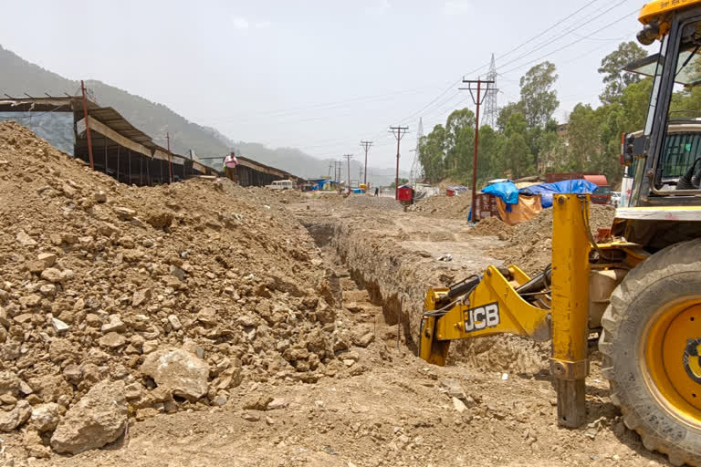 Solan apple market work