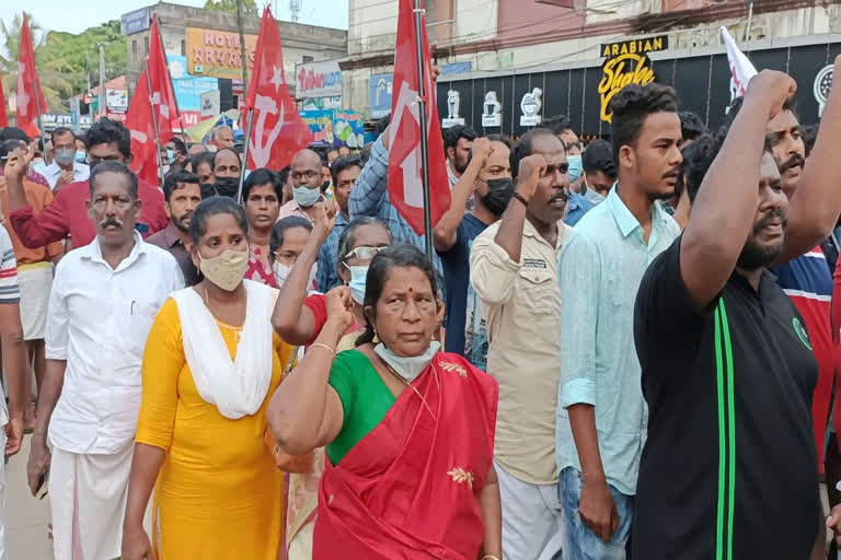 DYFI march Alappuzha  LDF  CPM  DYFI  Congress  ആലപ്പുഴയില്‍ കൊലവിളി മുദ്രാവാക്യവുമായി ഡിവൈഎഫ്ഐ  എല്‍ഡിഎഫ്