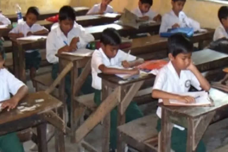 Over 7000 primary schools closed in last 10 years at Bengal