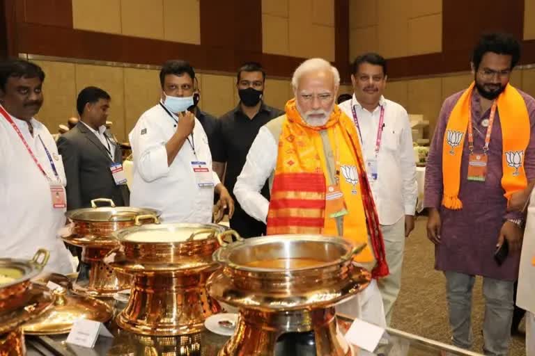 pm narendra modi inspected the recipes of telangana