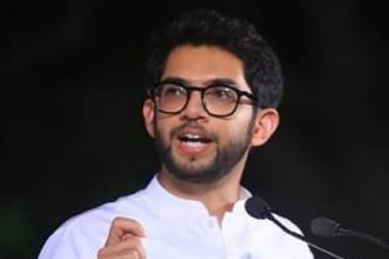 Aditya Thackeray criticizes Shinde-BJP government