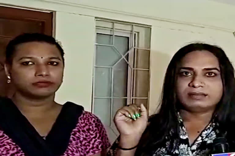 accused beaten by transgenders trying to rape girl karnataka